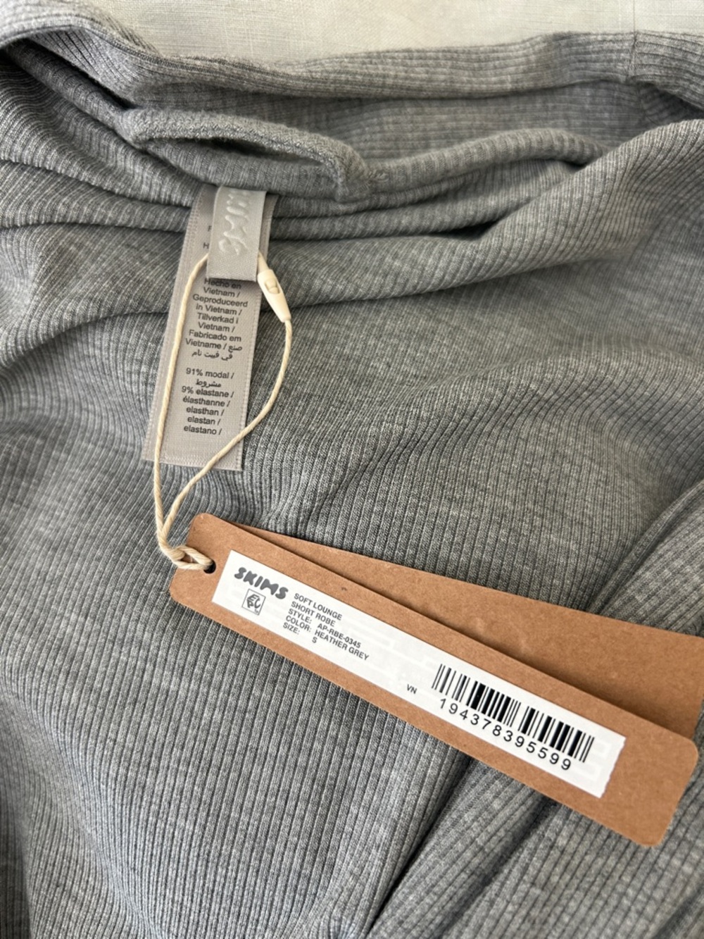 SKIMS Ribbed Short Robe - Picture 2 of 2